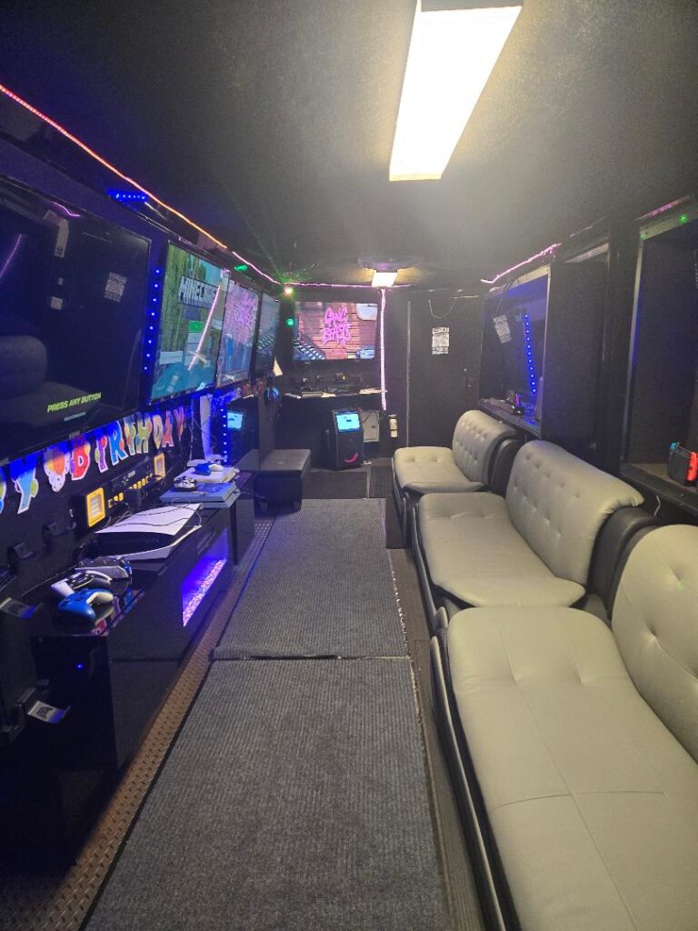Party Game Truck Interior White Leather Seats